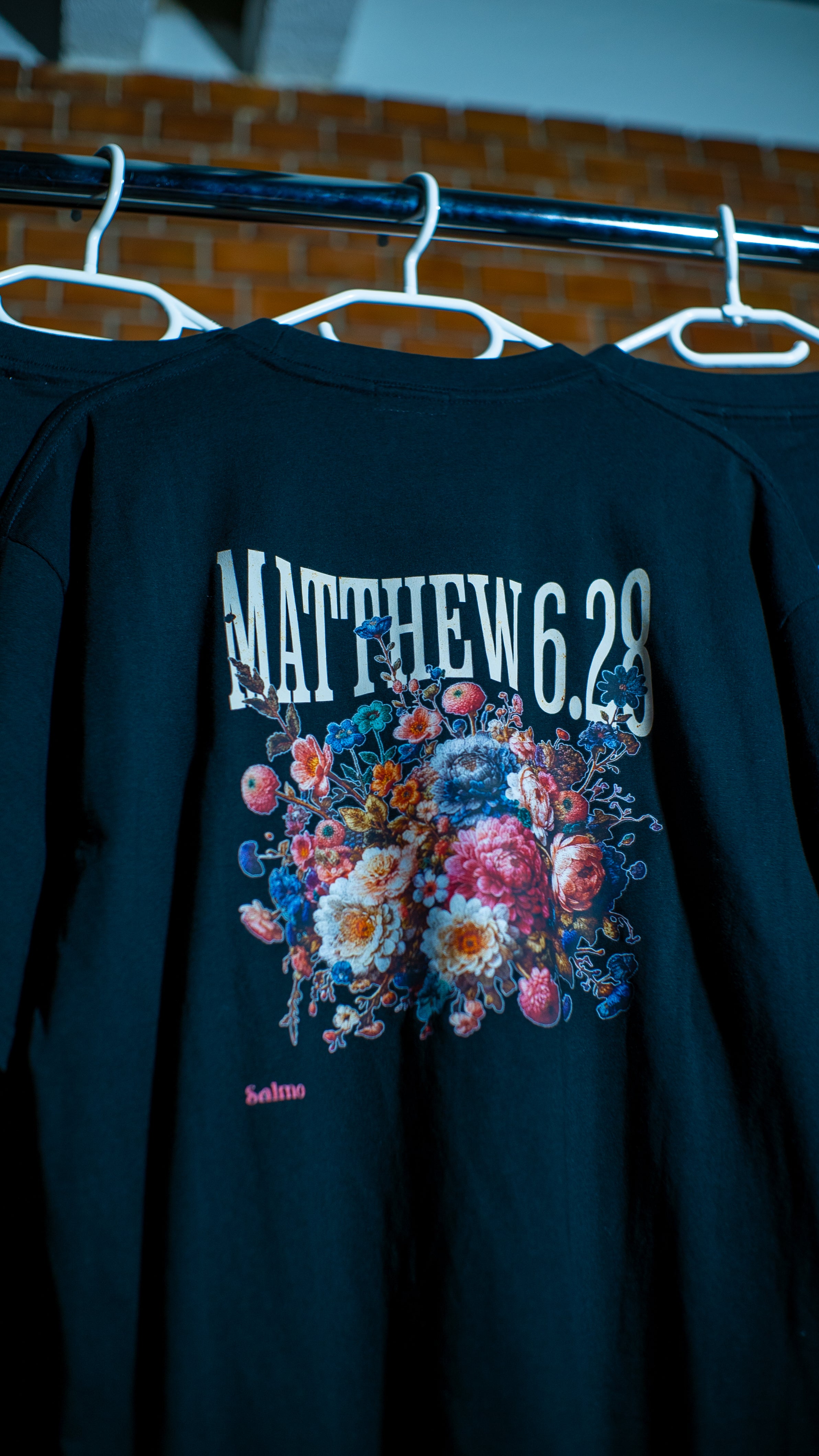 Matthew 6:28 - Fekete - Oversize póló